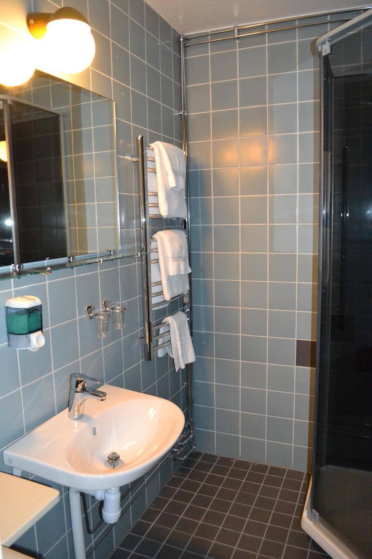 Rastpunkt Laxa Hotel Екстериор снимка