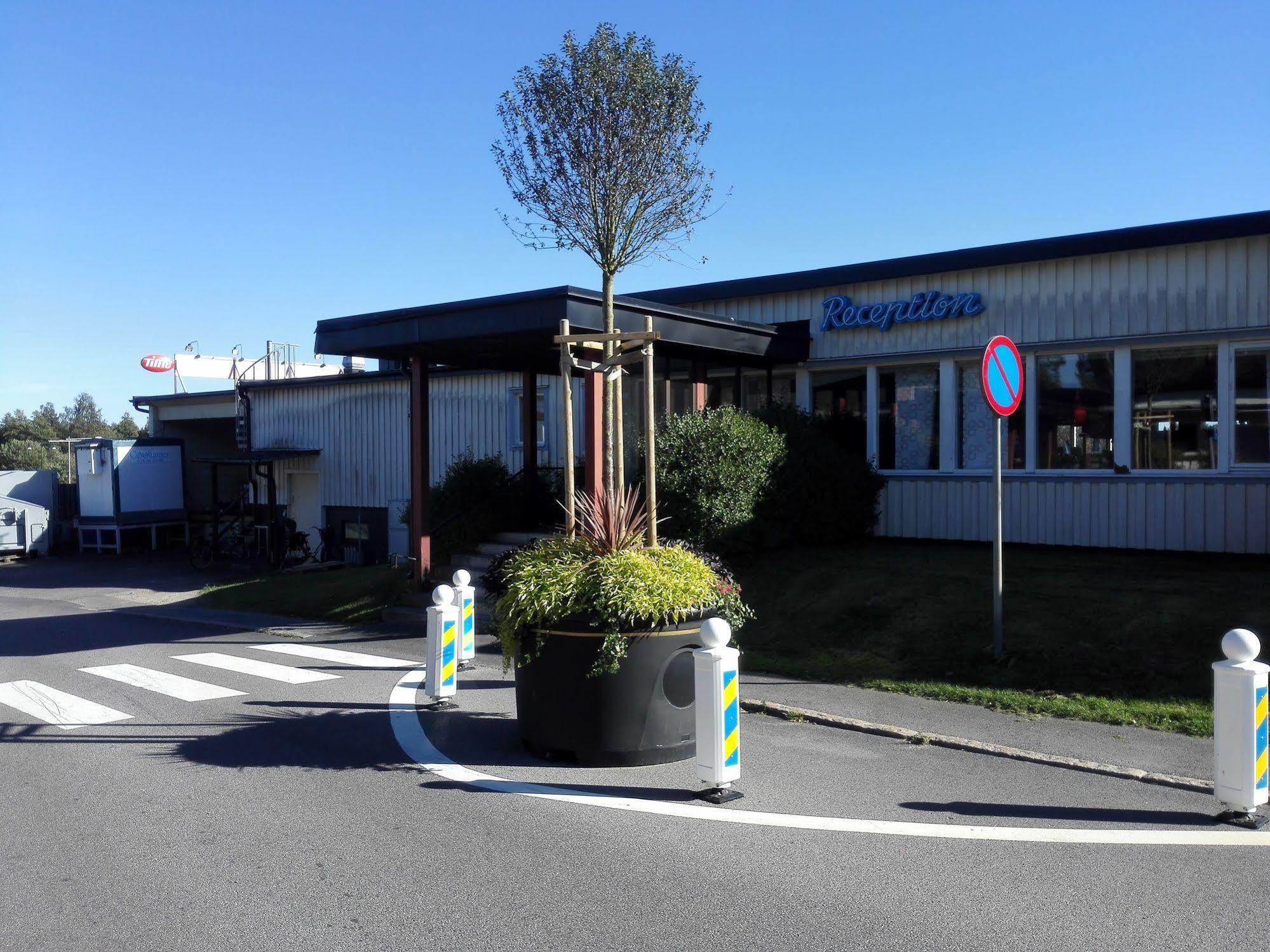 Rastpunkt Laxa Hotel Екстериор снимка